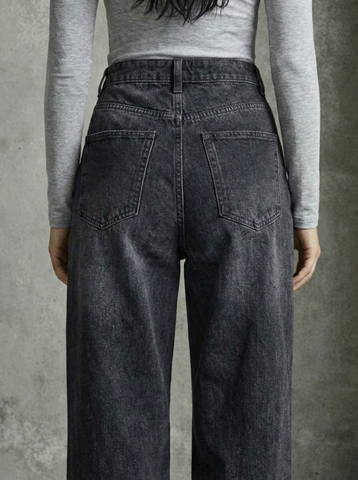Grey pleated wide-leg jeans