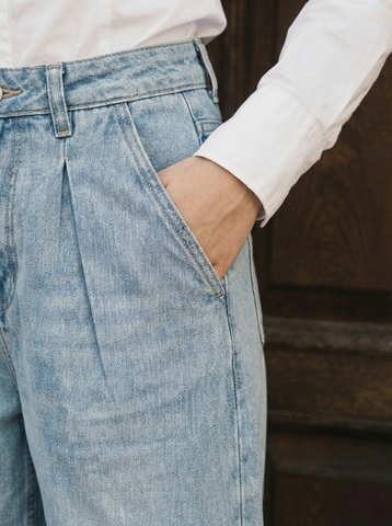 Frost Blue pleated wide-leg jeans