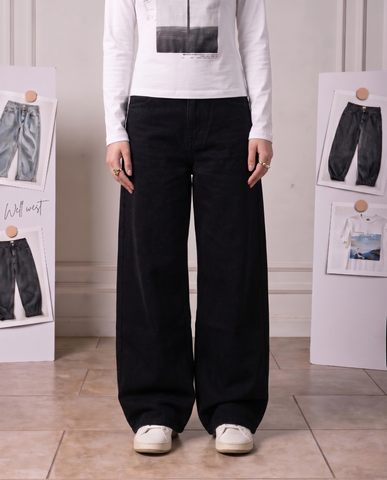 Pitch Black Jeans - Loose Fit - UNISEX